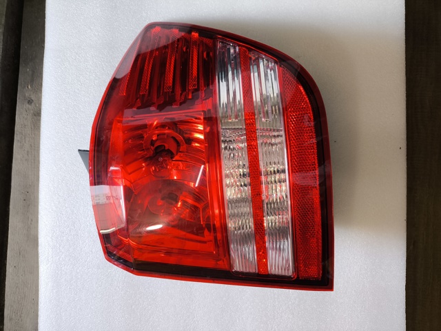 Ліхтар задній правий, зовнішній 05116290AH CHRYSLER