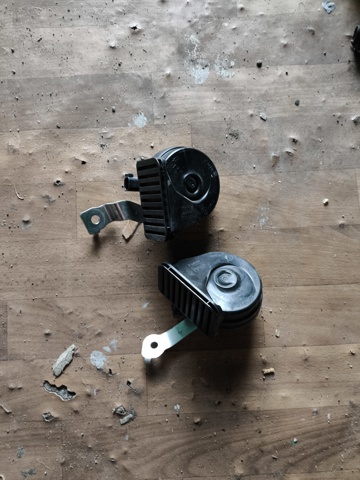 Сигнали звукові 42717940 GM