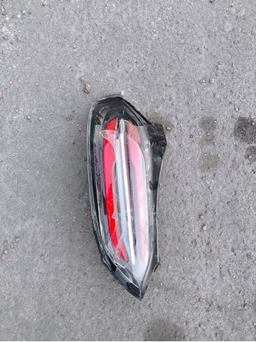 Задній правий стоп 42787658 GM