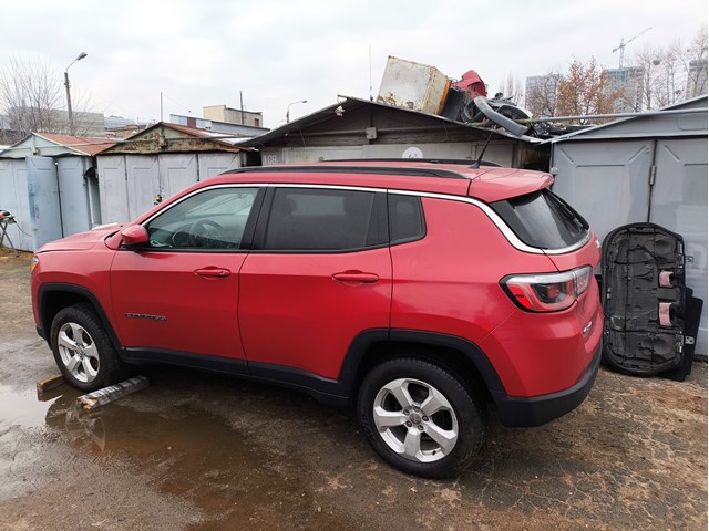 Скло багажного відсіку, ліве 55112799AA CHRYSLER