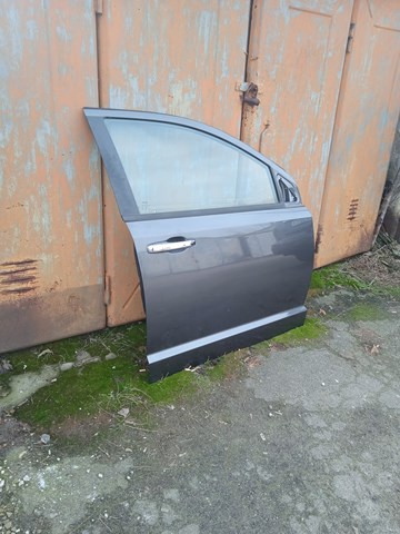 Пасажирські передні двері 68067470AH CHRYSLER