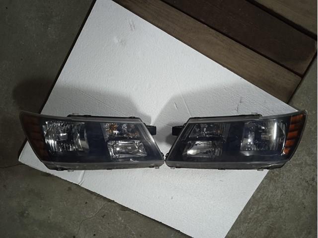 Блок фара ліва 68200085AA CHRYSLER