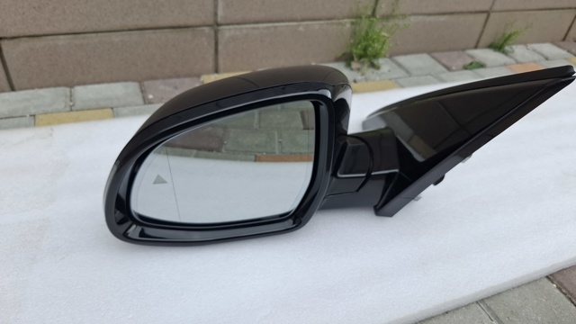 Дзеркало ліве 51168738315 BMW