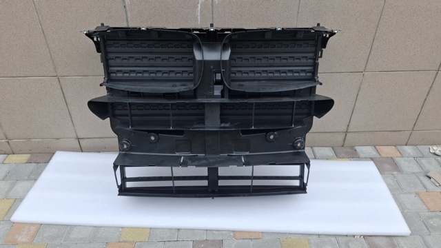 Повітроводи системи охолодження двигуна 51648738166 BMW
