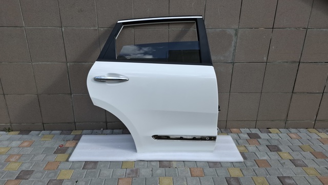 Двері пасажирські задні праві 77004G5000 HYUNDAI