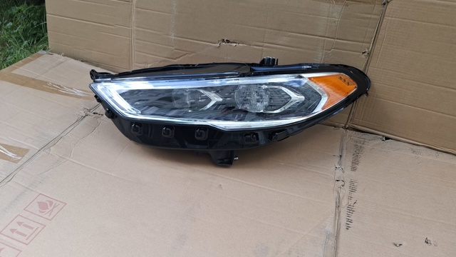 Фара ліва передня HS7Z13008F MARKET (OEM)