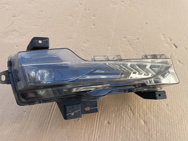Права протитуманні фари 107739600C Tesla Model