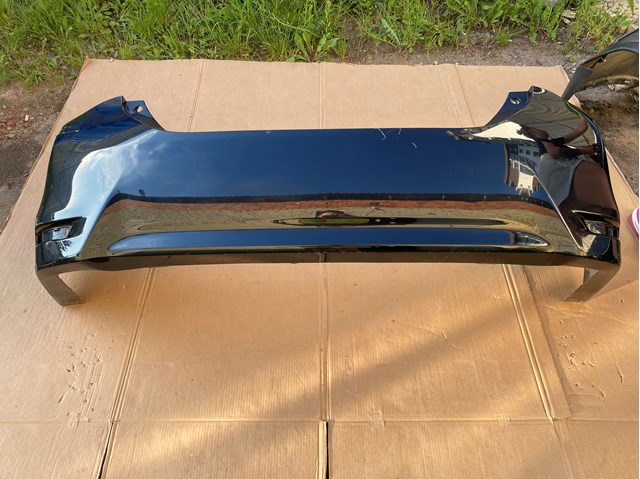 Буфер (бампер) задній 5215902A20 TOYOTA