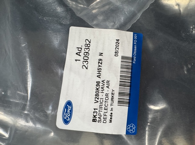 Молдинг задньої арки крила, правий 2309382 FORD