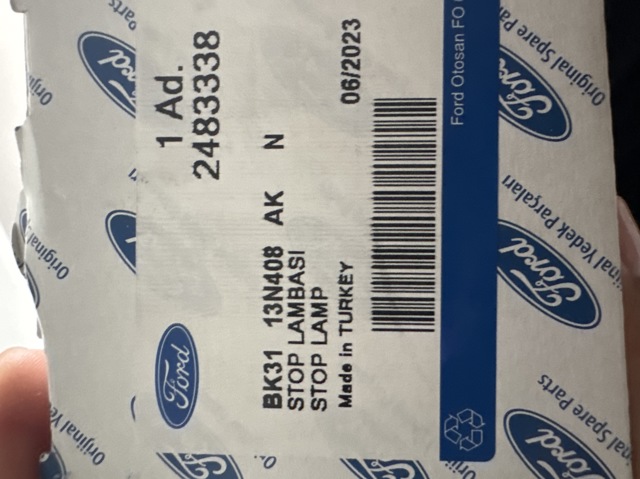 Стоп-сигнал заднього скла 2483338 FORD