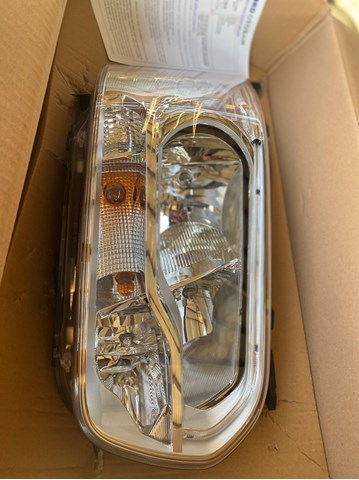 Фара основна права BK3113D152BH FORD