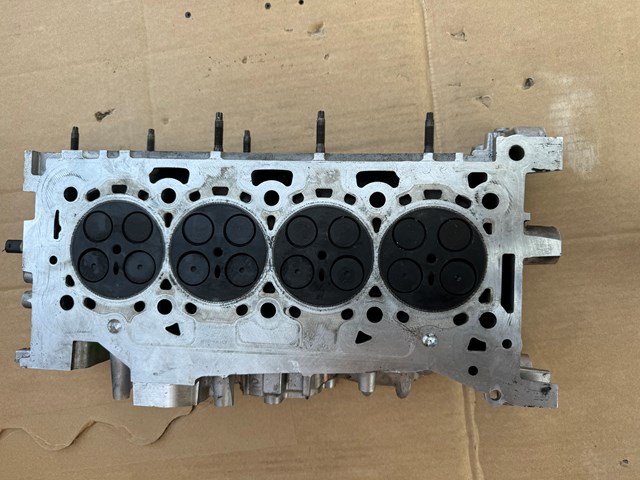 Головка блоку циліндрів HG9Q6090AB FORD