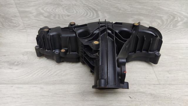 Колектор впускний 03L129711AF VAG