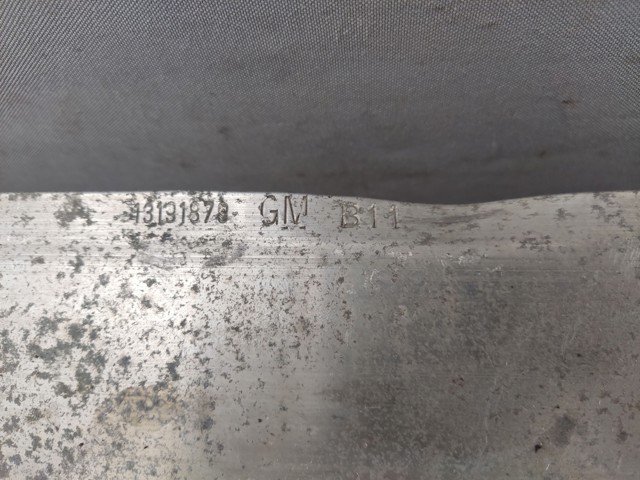 Шина бампера переднього 13191879 OPEL