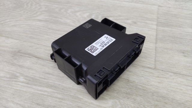 Блок управління комфорту 13532107 GM