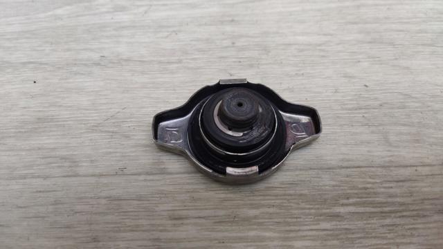 Кришка / пробка радіатора Тойота Пріус