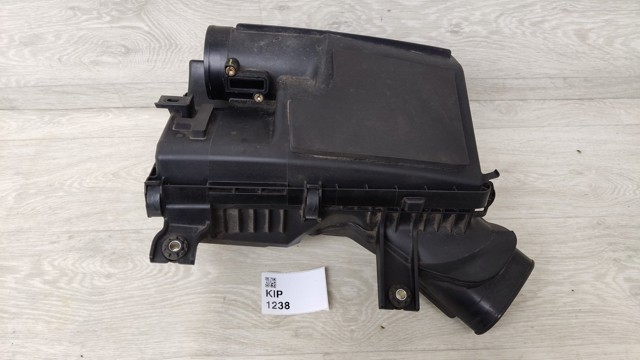 Корпус повітряного фільтра 165005NA3A NISSAN