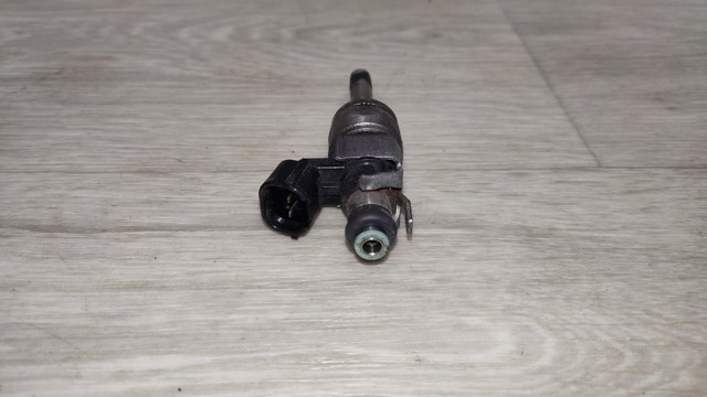 Форсунка вприску палива 166005NA0A NISSAN