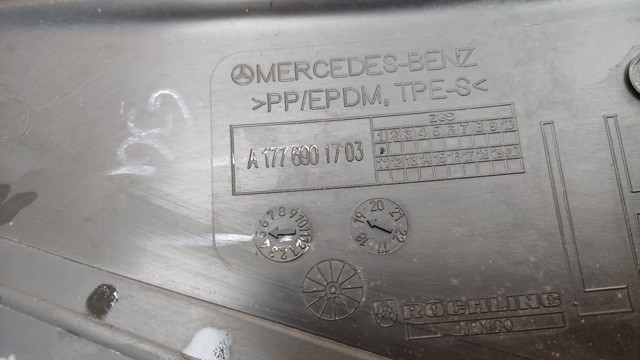 Захист двигуна, лівий 1776901703 MERCEDES