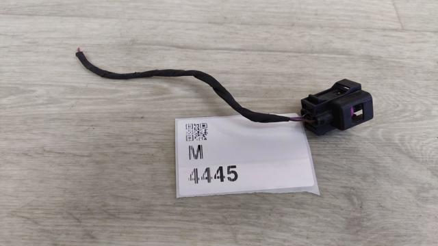 Датчик рівня бачка склоомивача 1J0973202 VAG