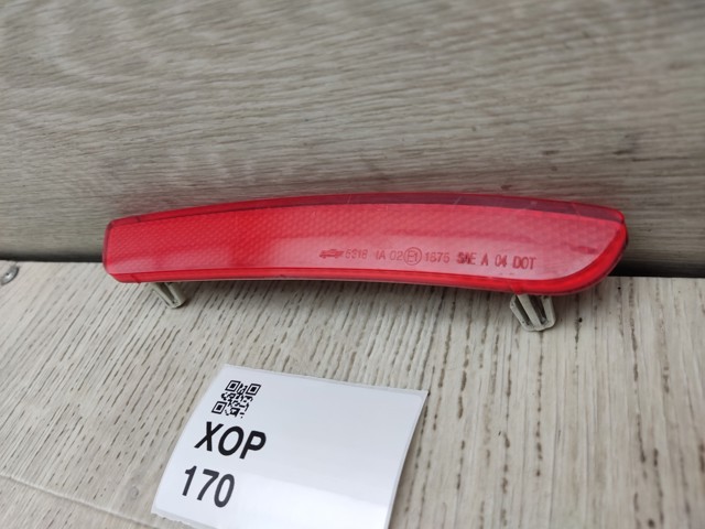 Правий катафот бампера 1K5945106 VAG