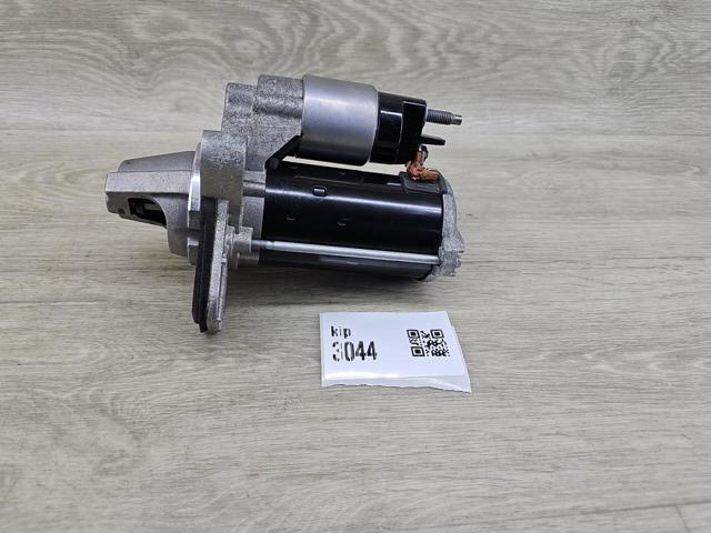 Стартер автомобільний 233006RC0A NISSAN