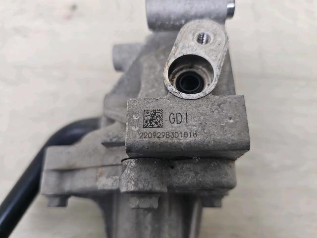 Насос охолоджуючої рідини 251002S000 HYUNDAI