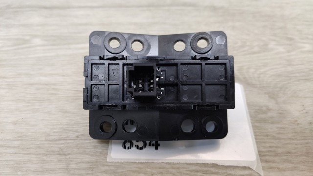 Блок кнопок центральної консолі 252734BA0A NISSAN