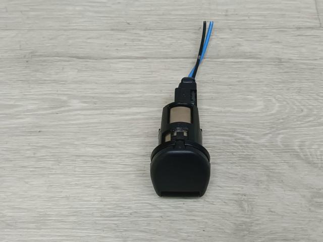Прикуриватель 253313SH0A NISSAN
