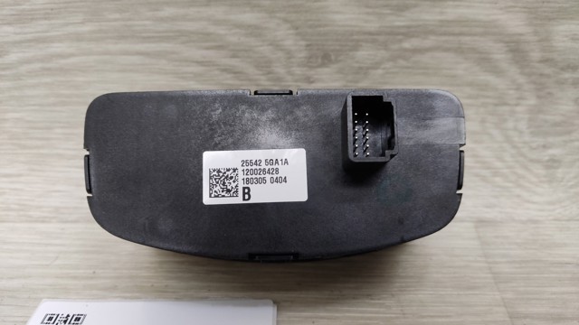Перемикач світла фар, на "торпедо" 255425GA1A NISSAN