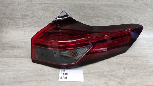 Задній правий зовнішній ліхтар 265506RR0A NISSAN