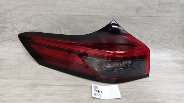Задня ліва зовнішня фара 265556RR0A NISSAN