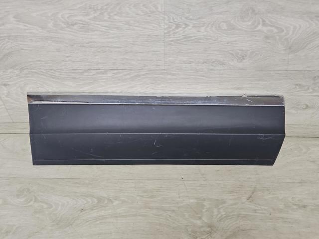 Молдинг задніх правих дверей, нижній 2GA854950L VAG