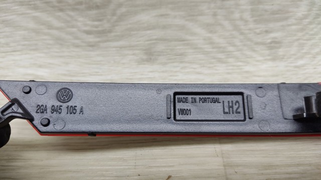 Лівий катафот заднього бампера 2GA945105A VAG