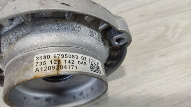 Кріплення переднього амортизатора 31306795083 BMW