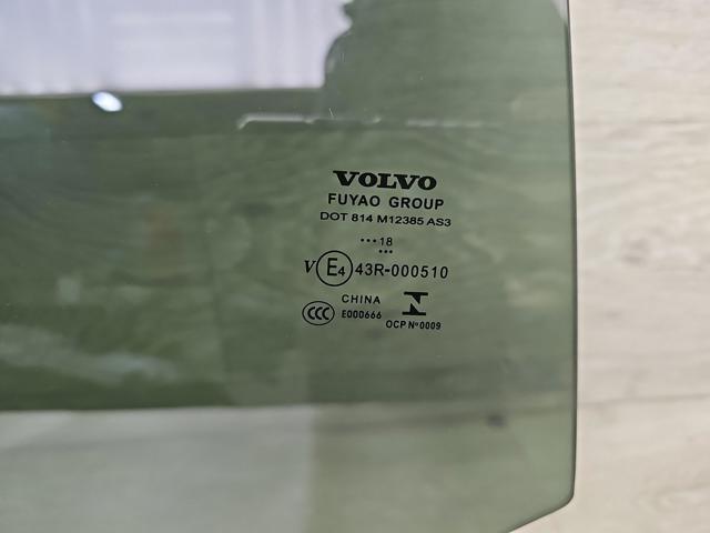 Вікно задніх дверей 32244877 VOLVO