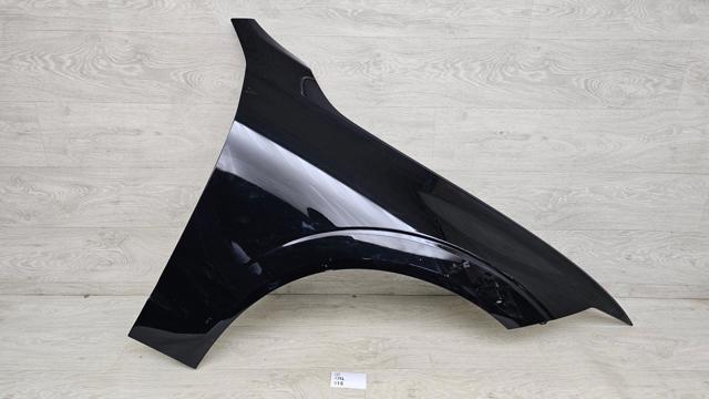 Переднє праве крило 32297442 VOLVO