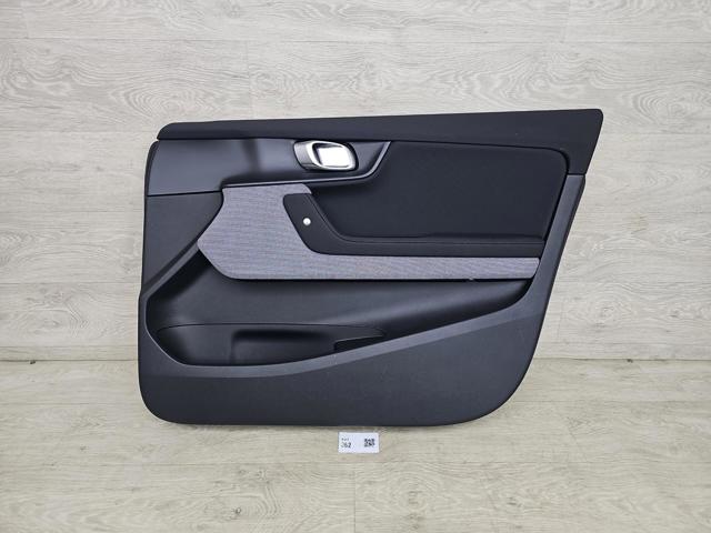 Пластик 32344523 VOLVO
