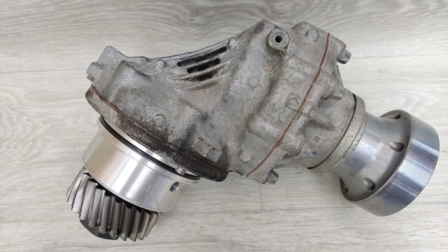 Раздатка (коробка роздавальна) 33100HG00B NISSAN