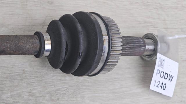 Напіввісь задня 396001HC1C NISSAN