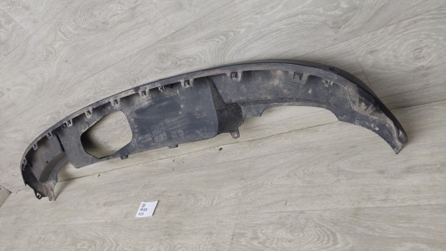 Сплитер переднього бампера 3V5807521 VAG