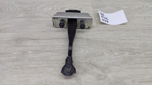Обмежувач відкриття дверей, задній 42364945 GM