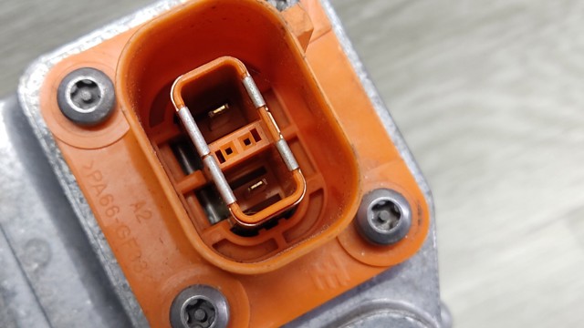 Електропідігрівач охолоджуючої рідини 42539734 GM