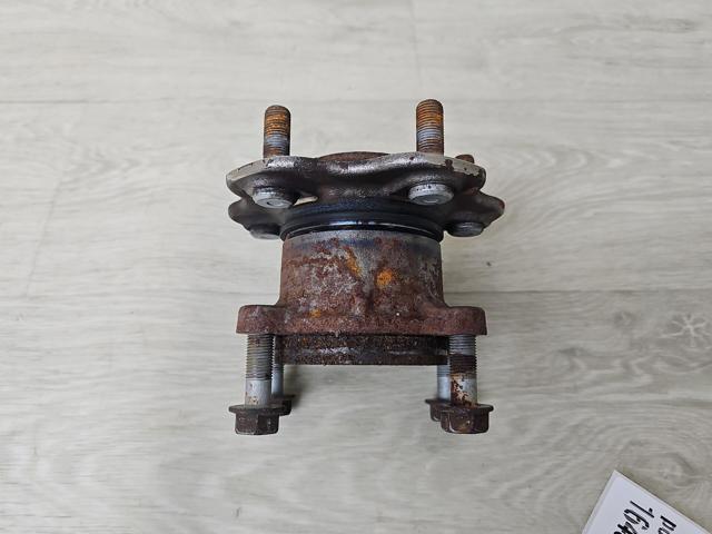 Маточина заднього колеса 432024BF0A NISSAN