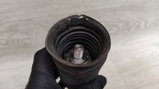 Тяга рульова 485216RR1A NISSAN