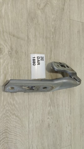 Петля капота, права 4F0823302 VAG