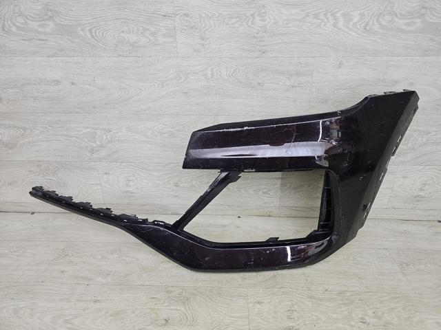 Бампер на авто 4M8807065CGRU VAG