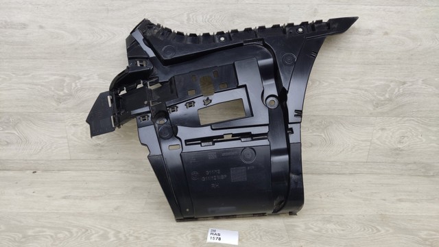 Кронштейн бампера заднього, правий 51127357148 BMW