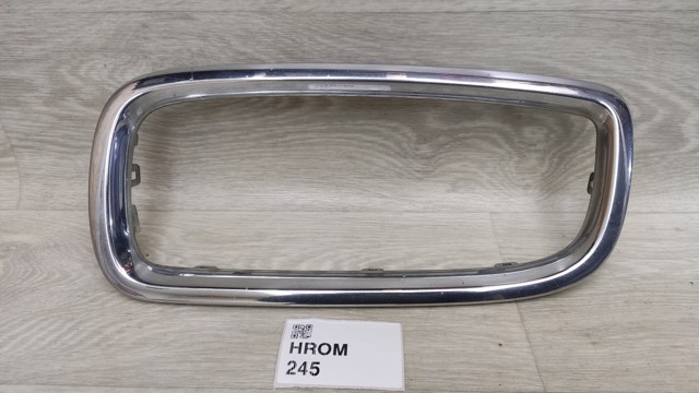 Решітка радіатора ліва 51138223219 BMW