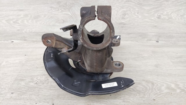 Цапфа поворотна права 51211TRTA01 HONDA